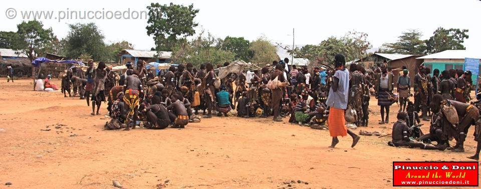 Ethiopia - Turni - Mercato degli Hammer - Hamer Market - 01.jpg